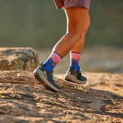 Women’s Hike Mountain Sunrise Print Crew Socks